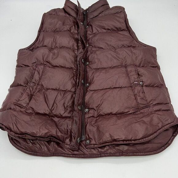 J Crew Maroon Red Shiny Down Puffer Quilted Zip Up Snap Sleeveless Vest Medium - Picture 1 of 4